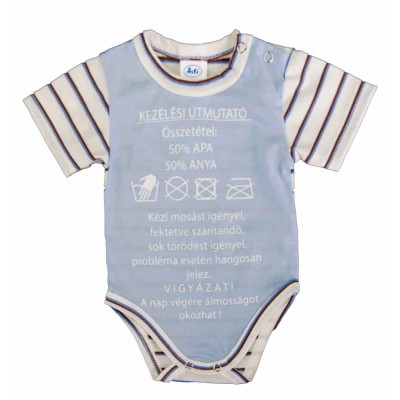 Feliratos rövid ujjú baba body