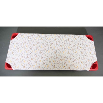 Mintás óvodai lepedő 135 x 60 cm
