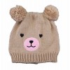 Bojtos kötött sapka Maci hímzássel